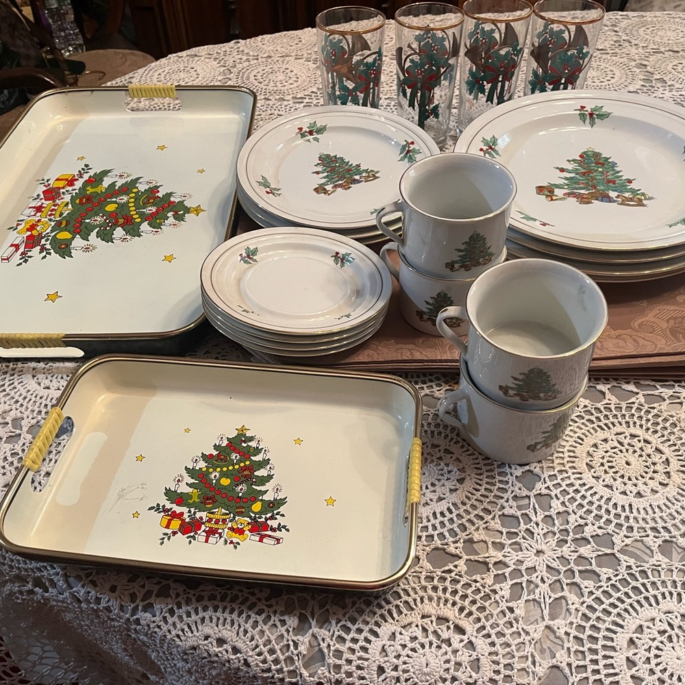 Christmas China wear